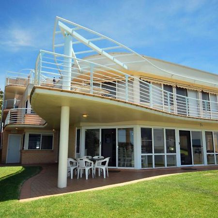 The Clippers 1 Fabulous Waterfront Unit Daire Salamander Bay Dış mekan fotoğraf